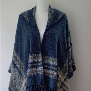 Simply Noelle hooded wrap